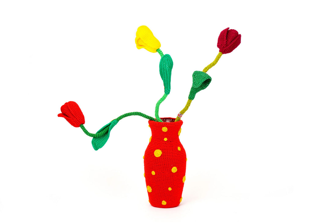 Red Dotted Vase 2